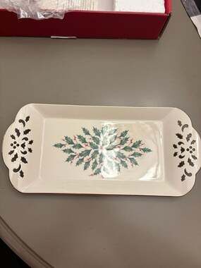 Lenox Holiday Pierced Tidbit Tray